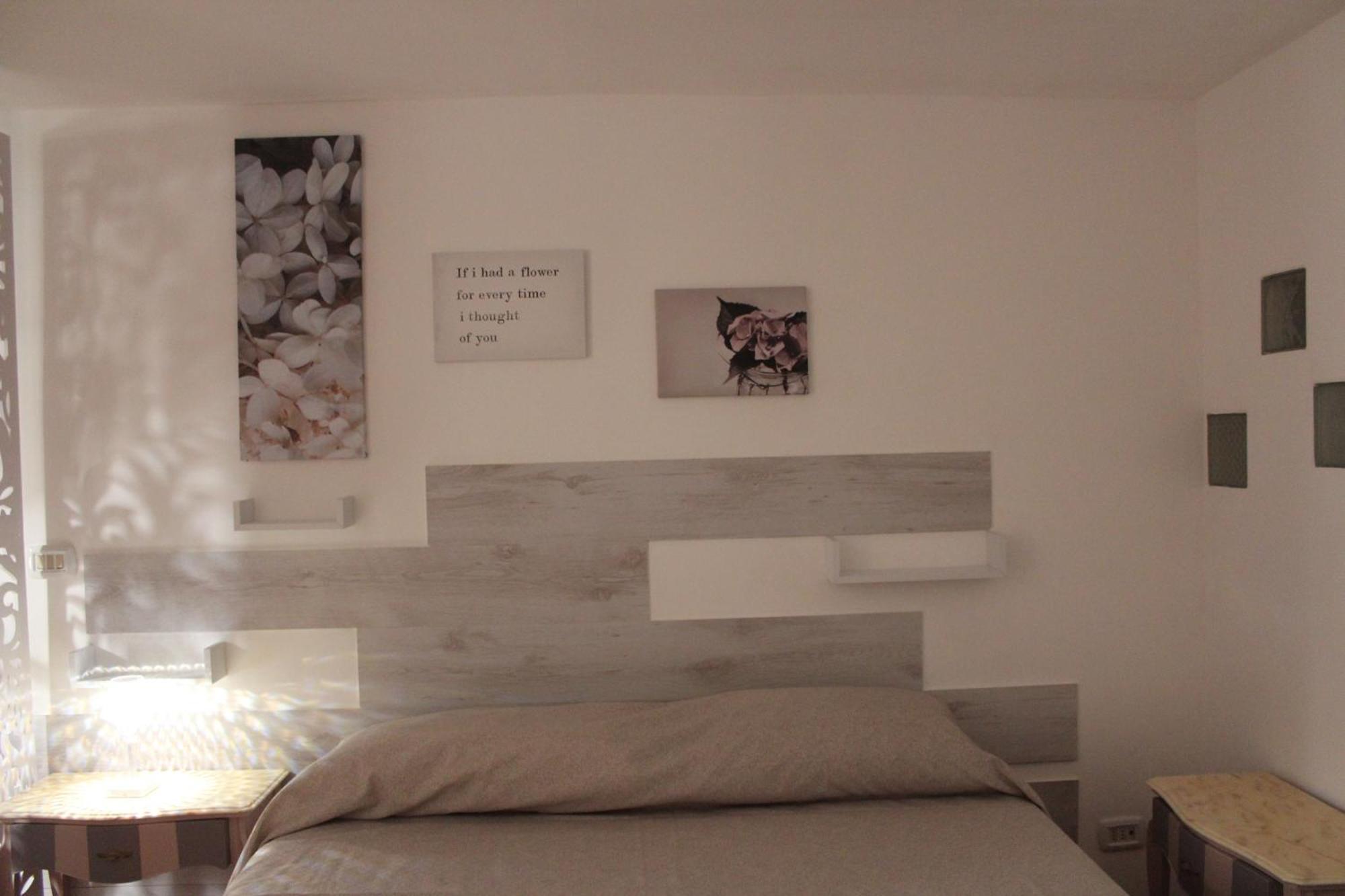 Apartmán Dimora Nel Vico Monopoli Exteriér fotografie
